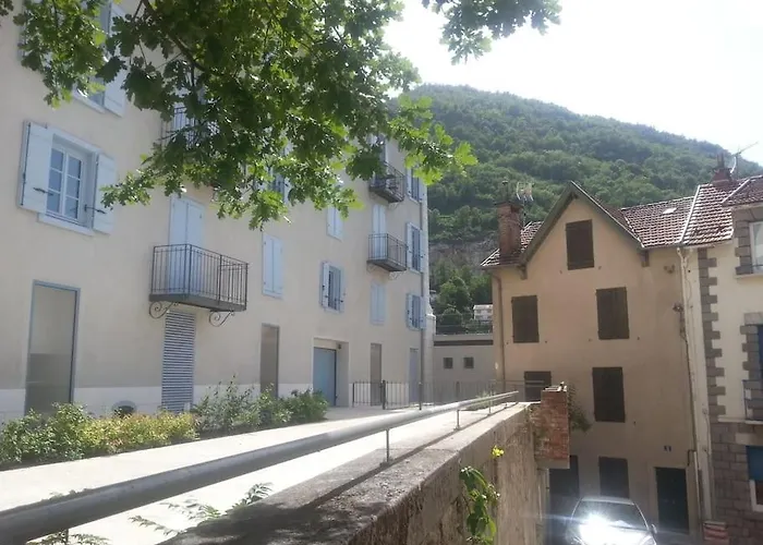 T3 Calimero Ax Le Regina Classe Cle 6 Couchages *